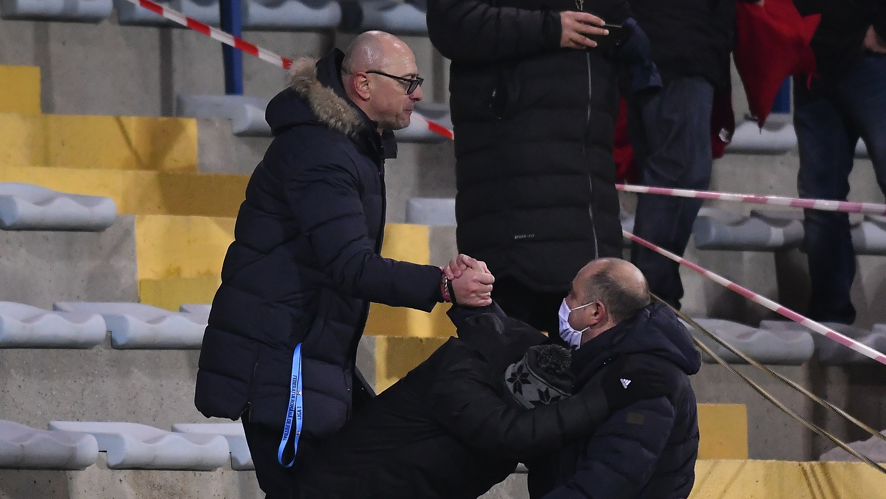 ”Are o ură de nedescris, vine să mă înjure!” Ce s-a întâmplat la pauza meciului de la Mogoșoaia: ”FCSB, protejată!”