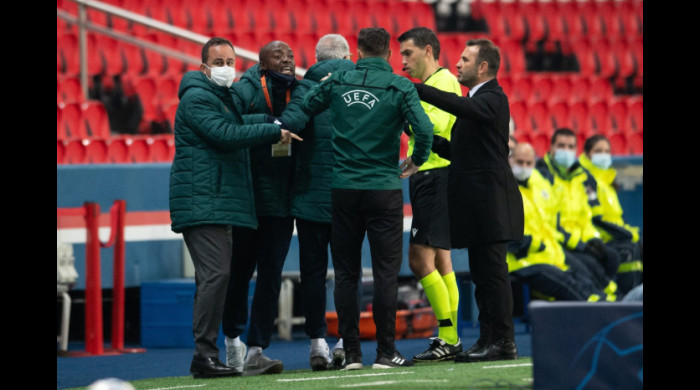 Momentul conflictului dintre oficialii lui Istanbul Basaksehir şi Sebastian Colţescu / Foto: Profimedia