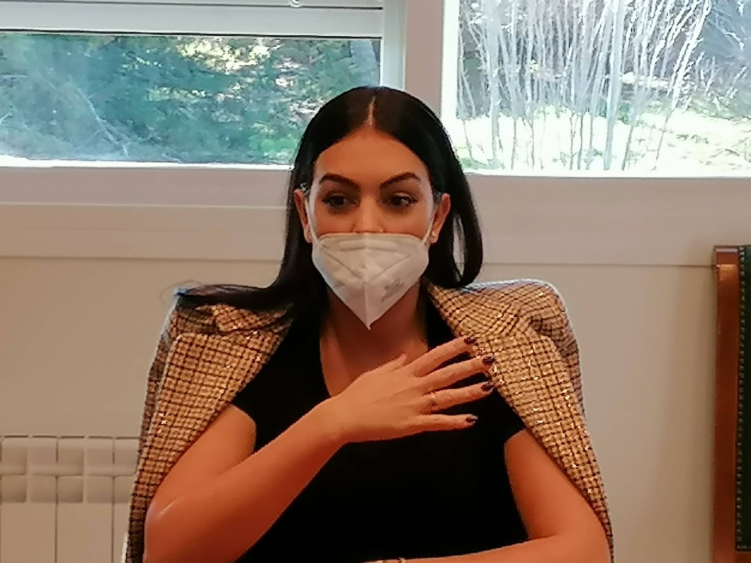 Georgina Rodriguez delivers a € 20,000 donation to Fesbal food bank in Madrid, Tuesday, December 8, 2020