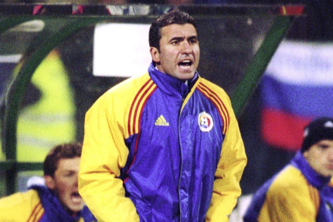 Imagine Stire Gică Hagi, ultra-ofensiv la ultimul său meci ca selecționer al României! A terminat duelul cu 5 atacanți | 2review.ro