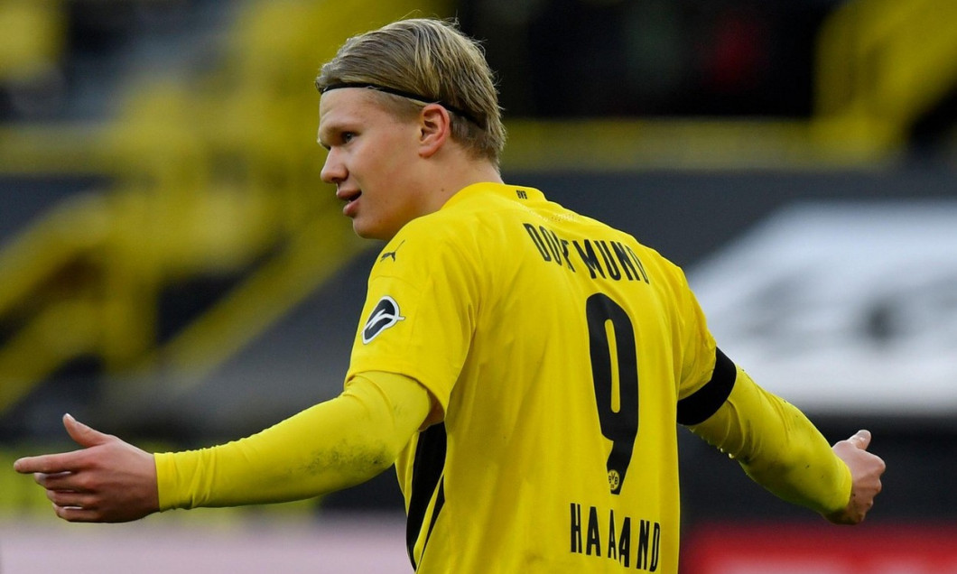 Dortmund, Germany. 28th Nov, 2020. Football: Bundesliga, Borussia Dortmund - 1 FC Cologne, 9th matchday at Signal Iduna Park. Dortmund's Erling Haaland reacts. Credit: Martin Meissner/Pool AP/dpa - IMPORTANT NOTE: In accordance with the regulations of the