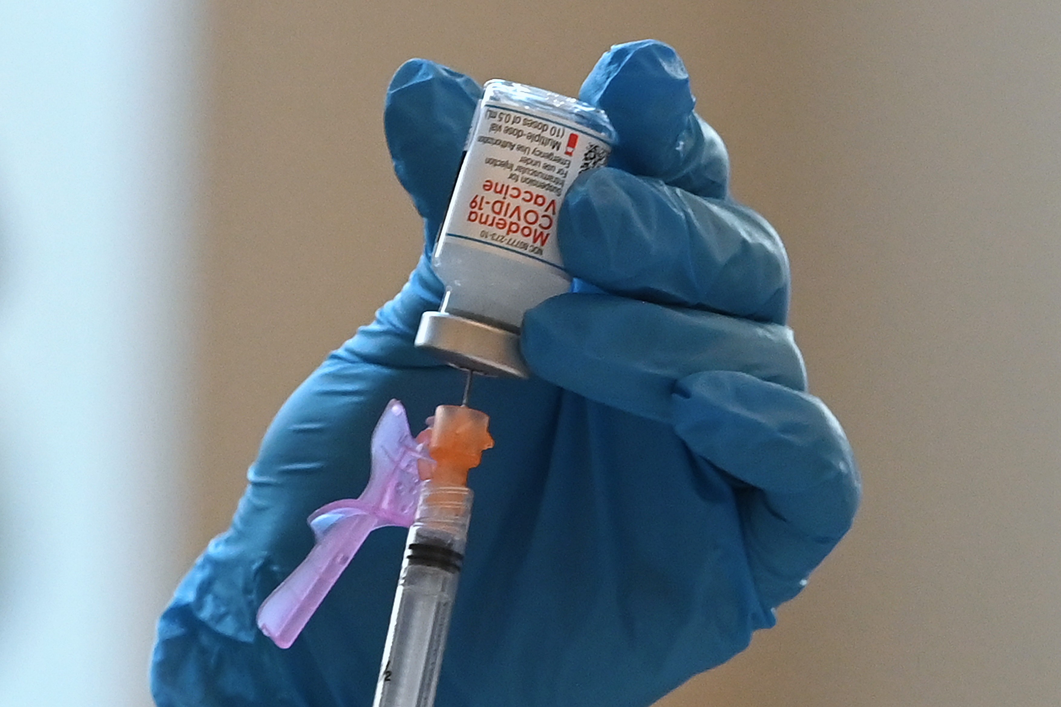 Țara din Europa în care fotbaliștii ar putea avea prioritate la vaccinarea anti-Covid: "Nu există alternativă!"