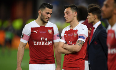 Sead Kolasinac și Mesut Ozil, în tricoul lui Arsenal / Foto: Getty Images