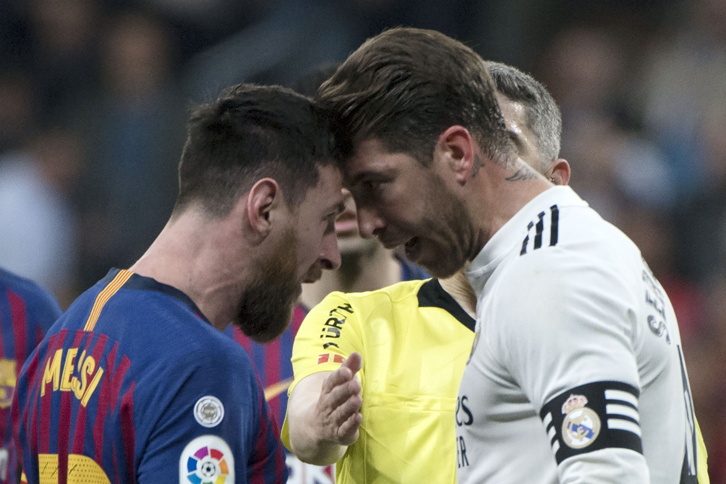Pandemia ne-a făcut mai umani? Schimb de felicitări între rivalele de moarte Barcelona şi Real Madrid