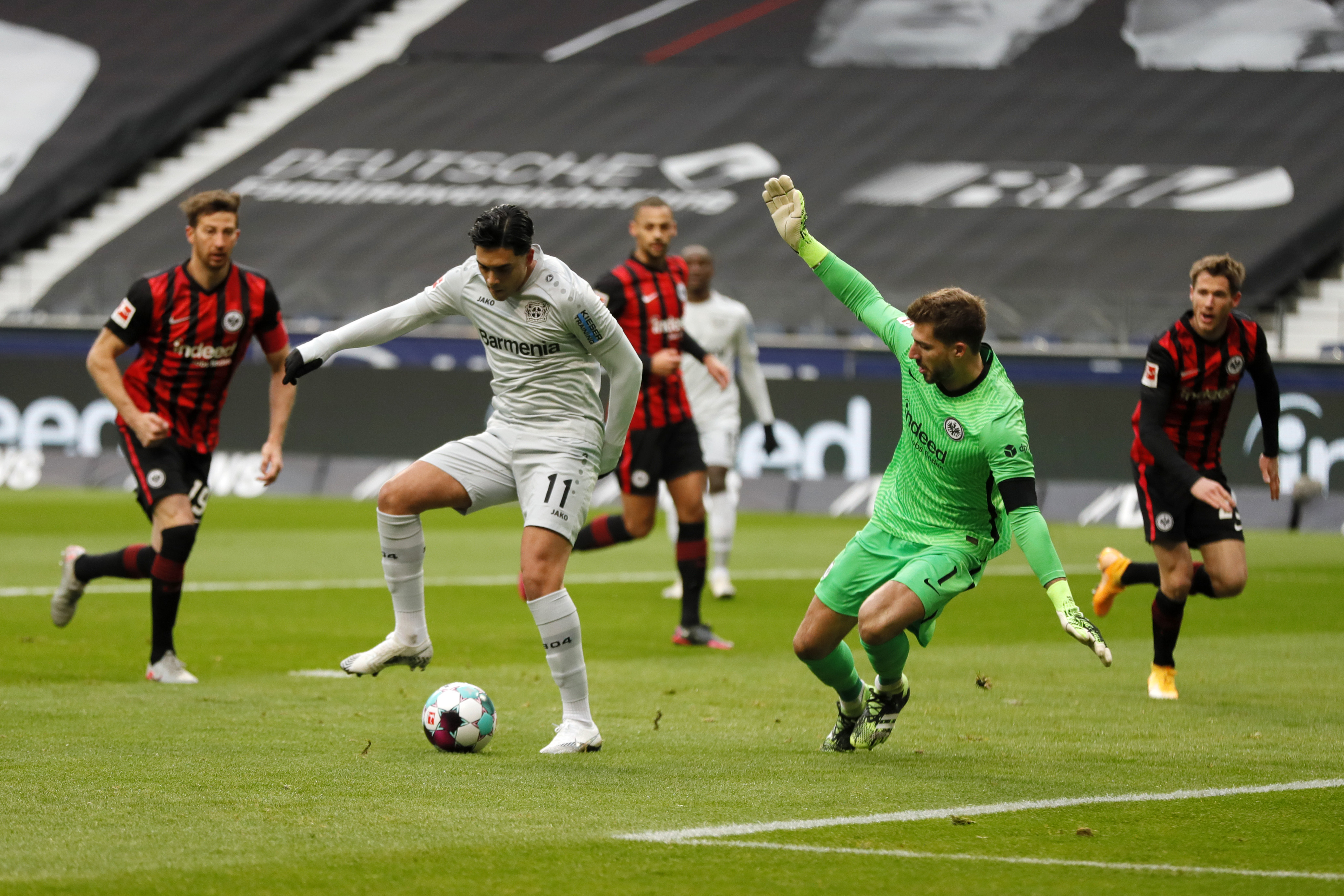 Cea mai spectaculoasă fază a începutului de an! Nadiem Amiri, gol superb în Leverkusen - Frankfurt
