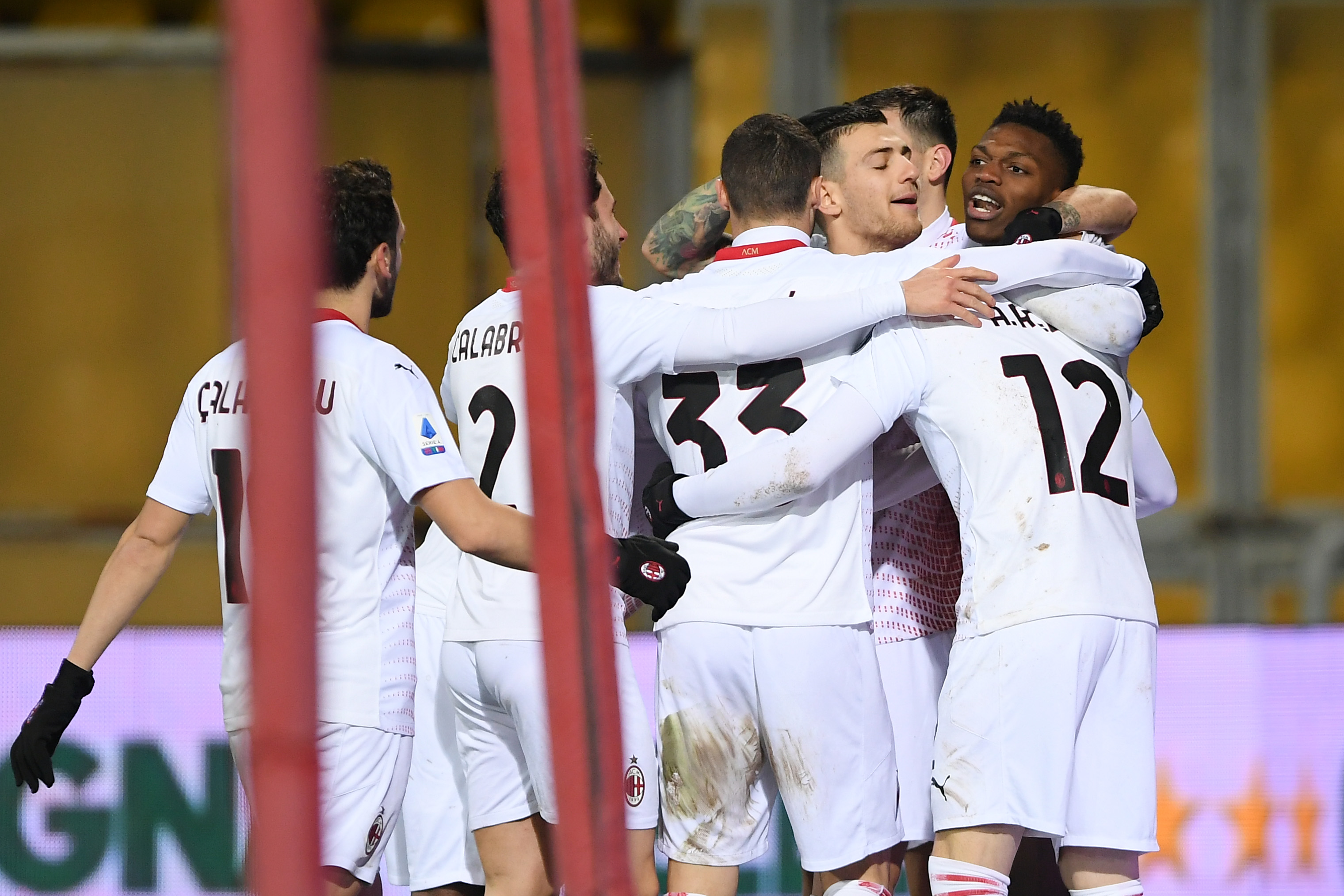 Serie A, etapa 15 | Benevento - AC Milan 0-2. Echipa lui Pioli revine pe primul loc. Chiricheș a înscris azi pentru Sassuolo