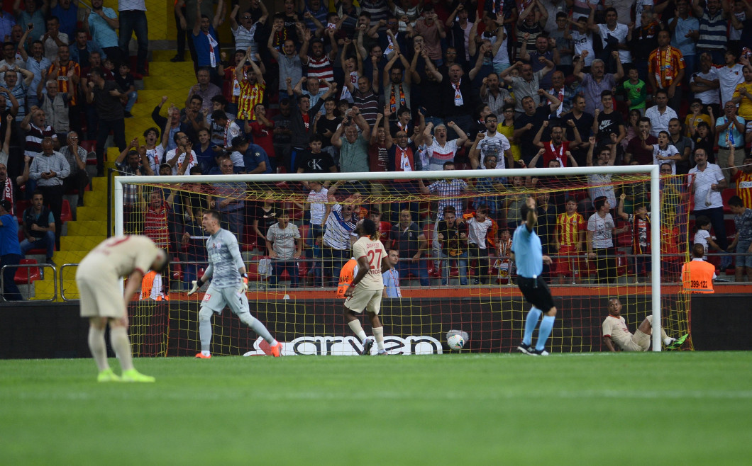 2019-2020 Turkish Super League football match between Kayserispor and Galatasaray