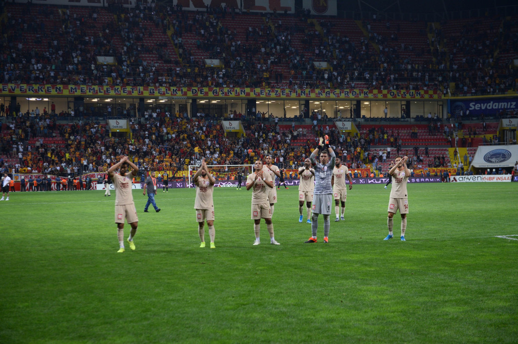 2019-2020 Turkish Super League football match between Kayserispor and Galatasaray