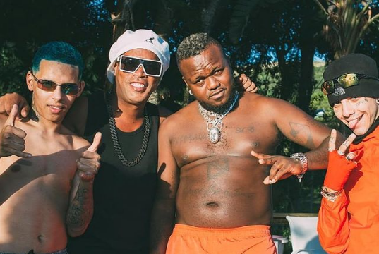 Puşcăria nu l-a pus pe Ronaldinho la pământ. În ultimele luni s-a umplut de bani