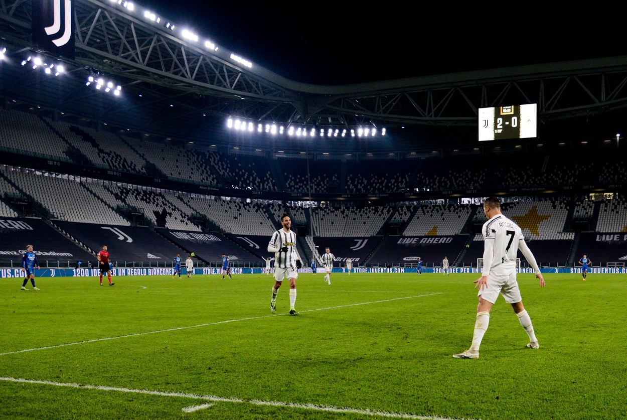 Pele nu acceptă că Ronaldo l-a depășit în topul celor mai buni marcatori din istorie. Reacția copilărească a brazilianului