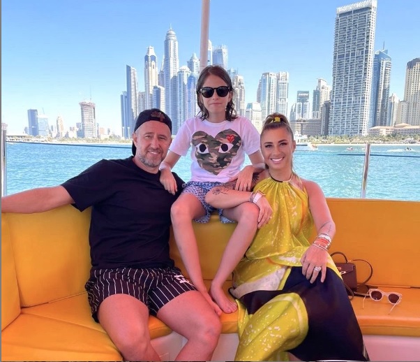 Cum a petrecut Anamaria Prodan trecerea în 2021! Imagini inedite cu familia Reghecampf
