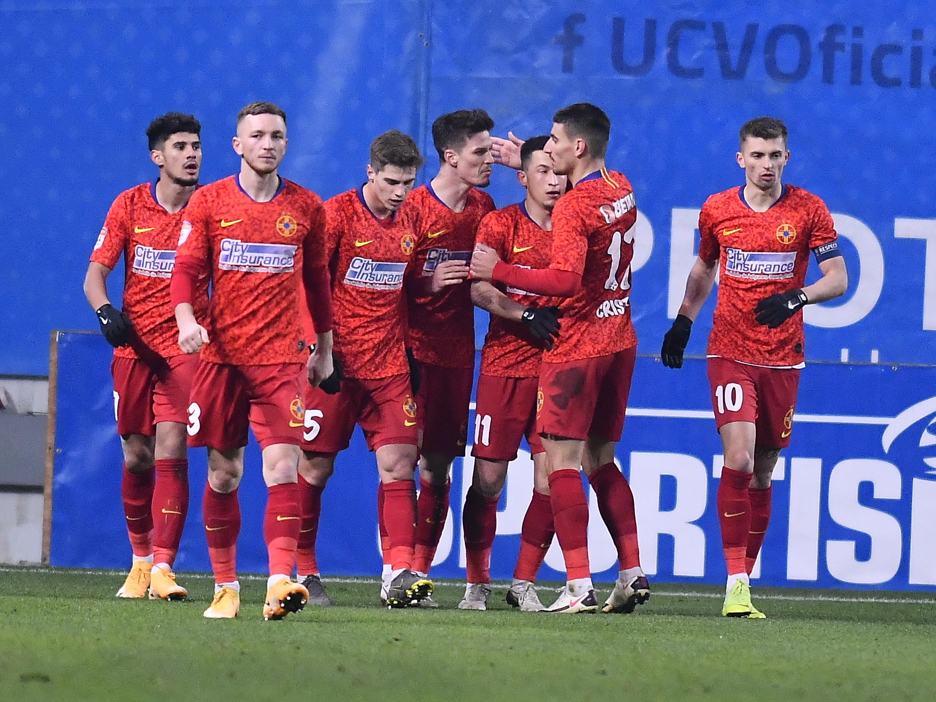 Cum va arăta FCSB la debutul în 2021. Modificările pregătite în defensivă și transferurile care ar schimba primul ”11”