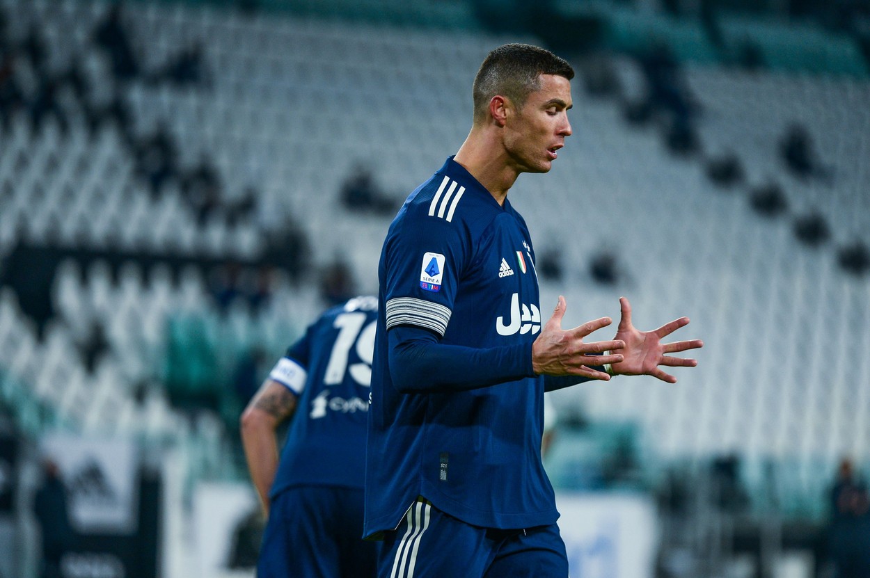 FIFA îi blochează sărbătoarea lui Ronaldo. De ce nu e portughezul cel mai bun marcator din lume