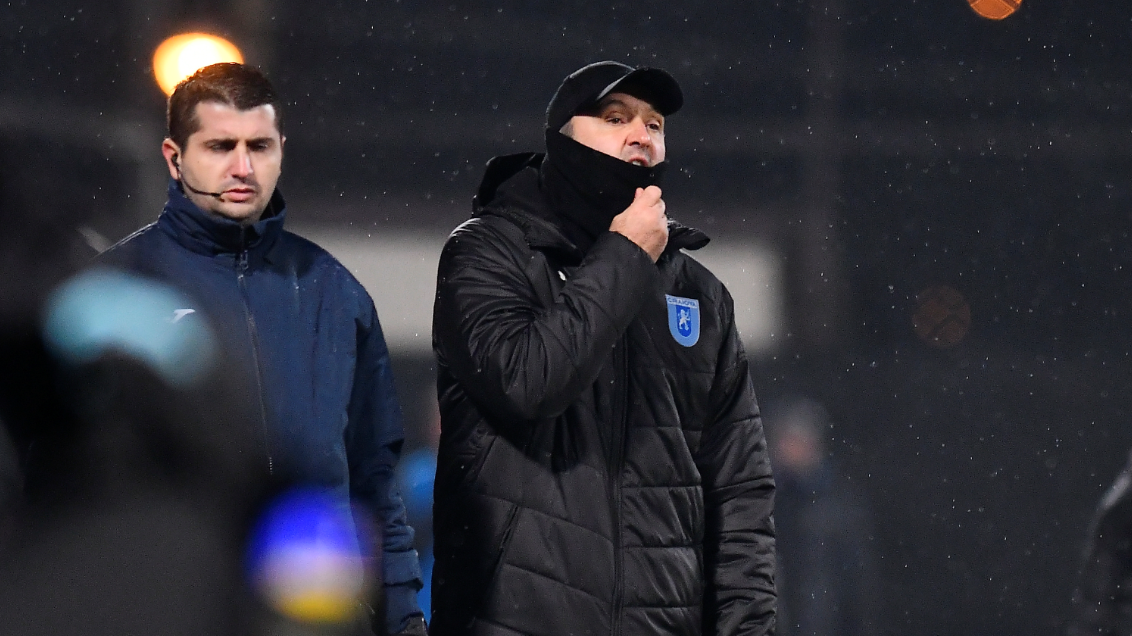Craiova, fără antrenor la primele meciuri din 2021! Corneliu Papură a fost suspendat pentru protestele de la Cluj