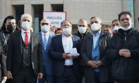 Analistul care l-a făcut ţigan pe Şumudică şi-a cerut scuze. Dar numai rromilor! Toroglu l-a atacat şi pe Lucescu