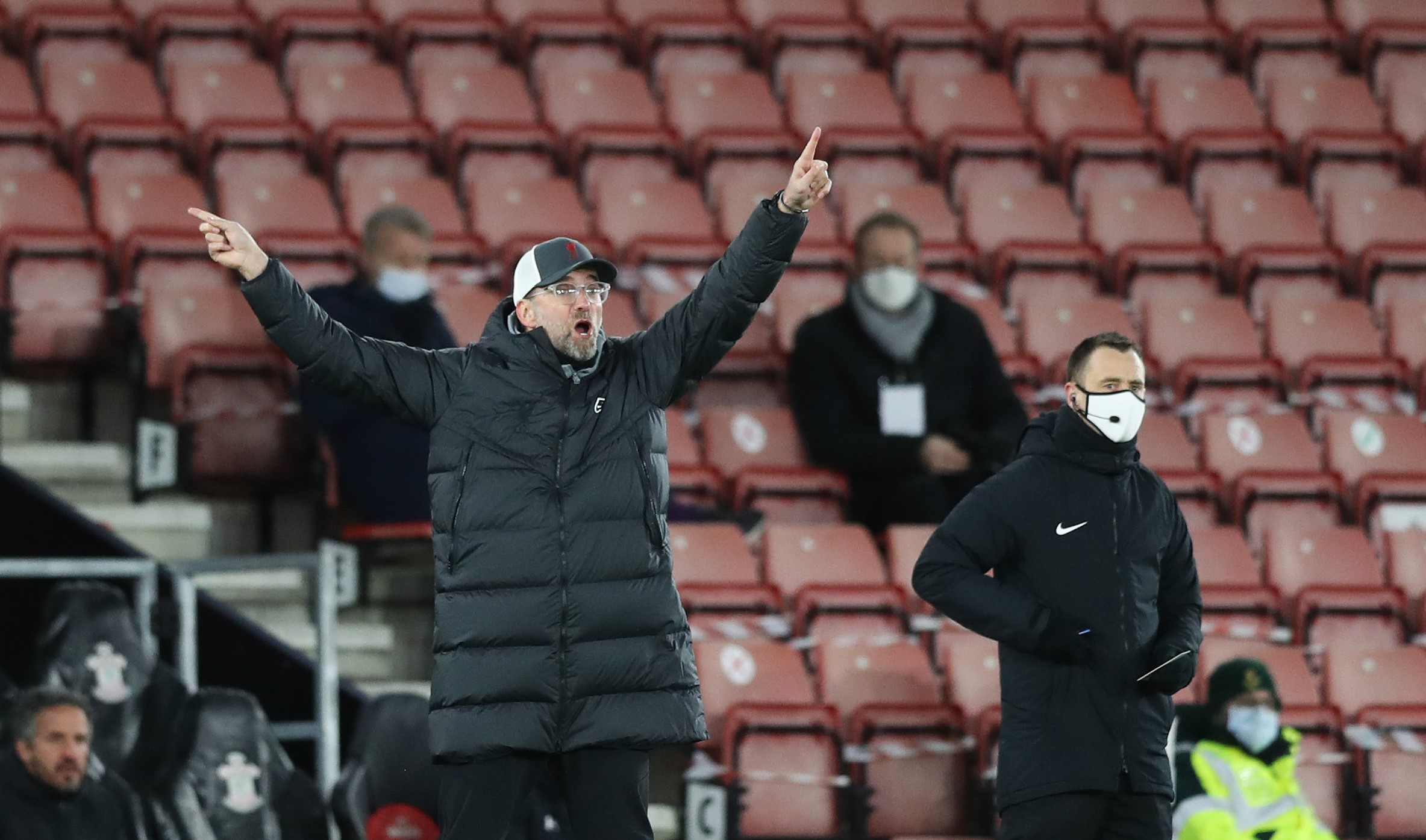 Jurgen Klopp, pus la punct după atacurile la adresa lui Manchester United: "Este ipocrit, încearcă să influențeze arbitrajul"