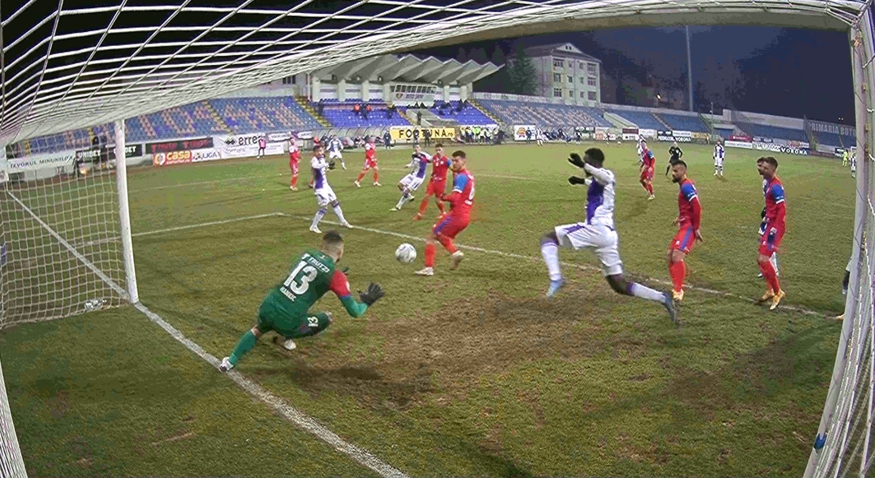 FC Botoșani - FC Argeș 0-1. Piteștenii au înscris în prelungiri, după ce moldovenii au avut ocazii uriașe