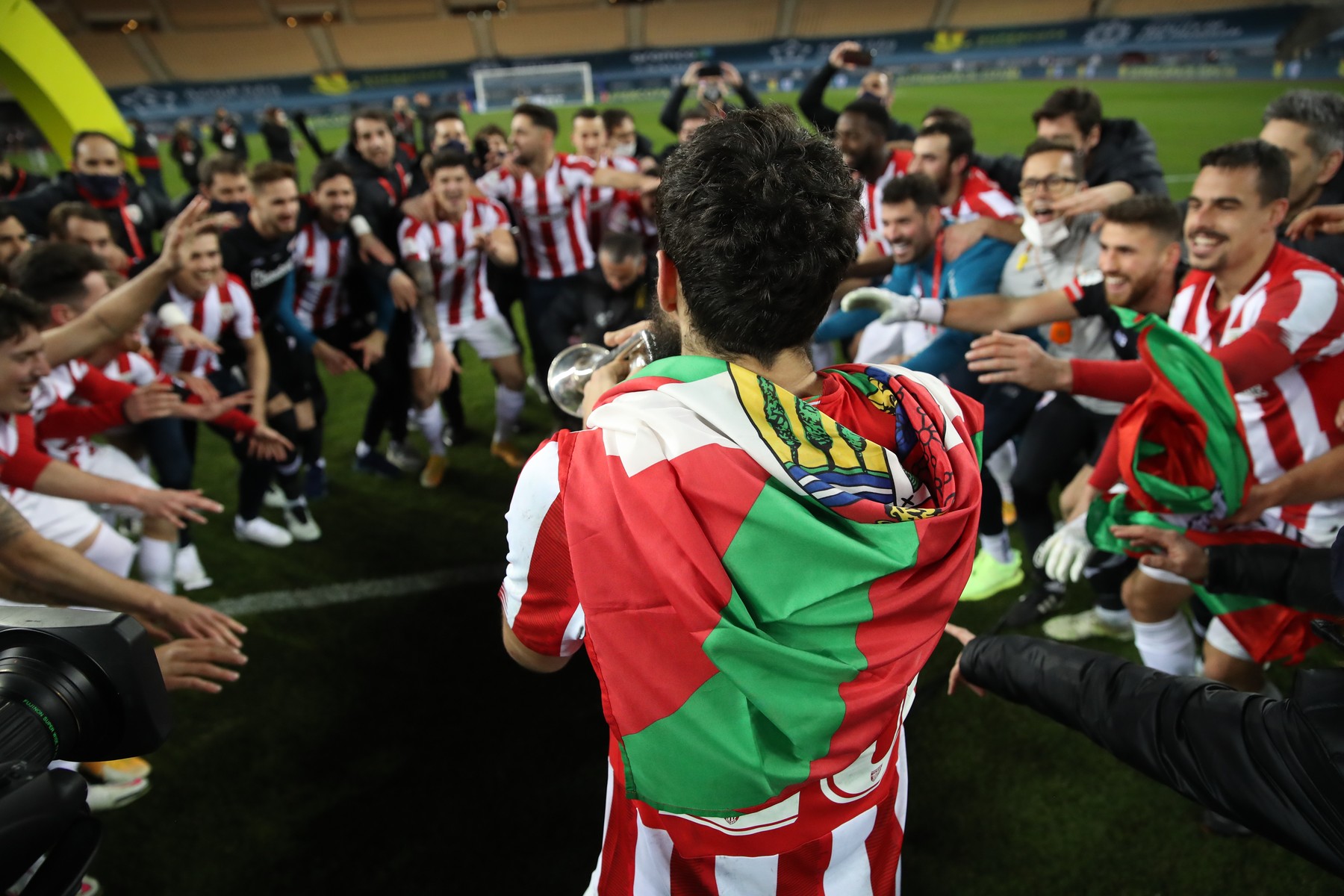 Eroul lui Athletic Bilbao, trompetistul de serviciu. Spectacol unic la sfârşitul finalei pierdute de Barcelona în Supercupă