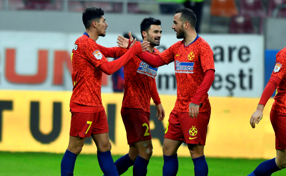 FCSB vrea să se despartă de Aristidis Soiledis, iar planul grecului este clar! De unde așteaptă oferte fundașul stânga