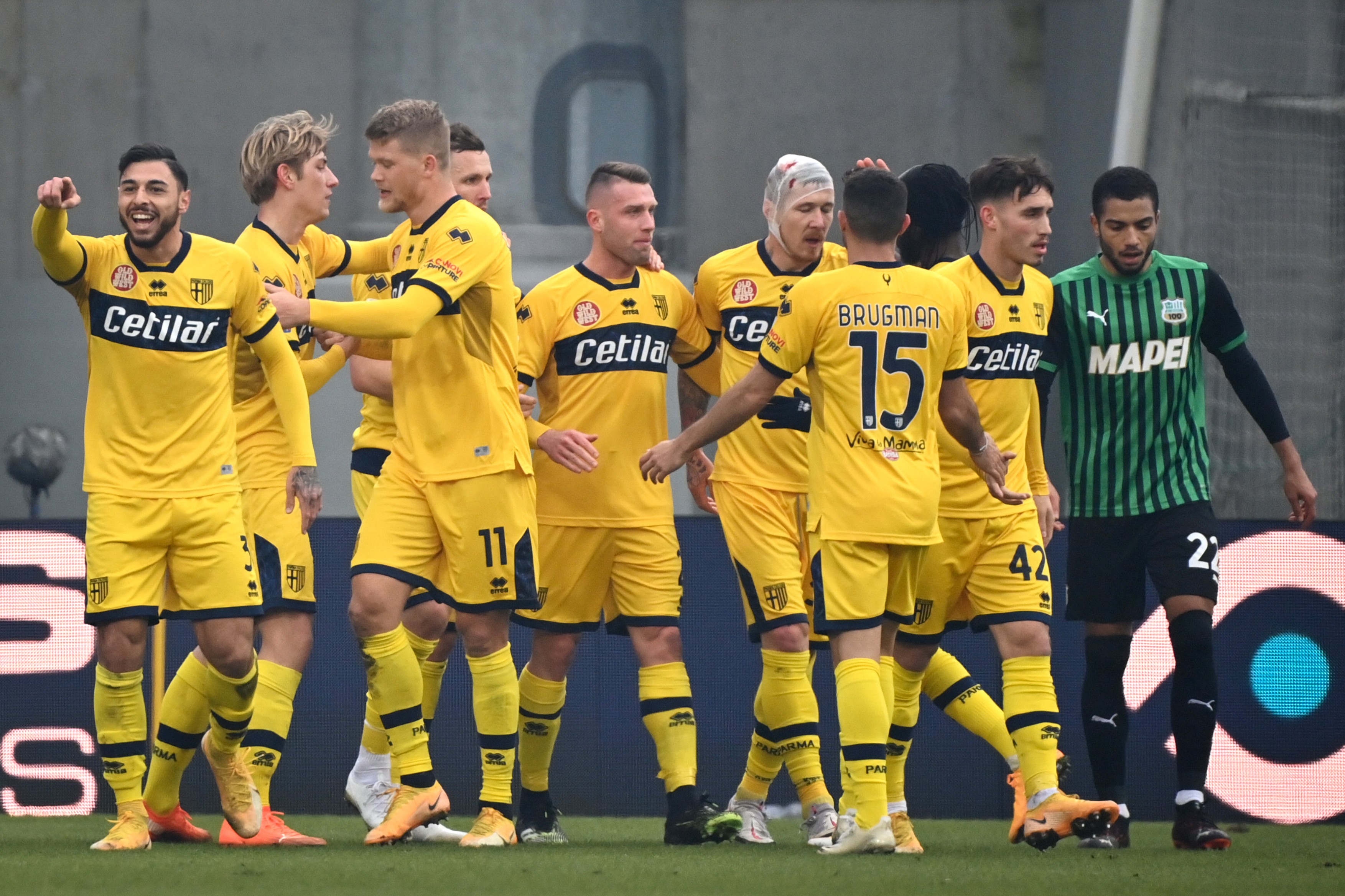 Pe lângă Mihăilă, Roberto D'Aversa a mai avut un român pe banca Parmei în meciul cu Sassuolo! L-a chemat pe vărul lui Ionuț Radu