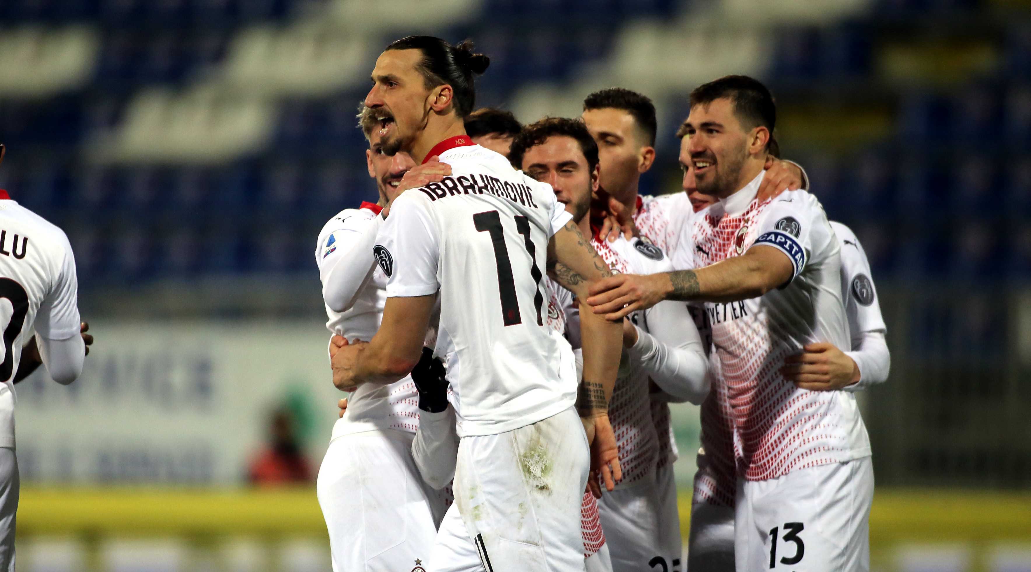 Cagliari - AC Milan 0-2. Ibrahimovic, ”dublă” cu echipa lui Răzvan Marin