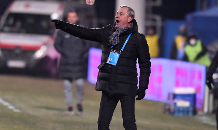 Mircea Rednic, antrenorul de la Viitorul / Foto: Sport Pictures