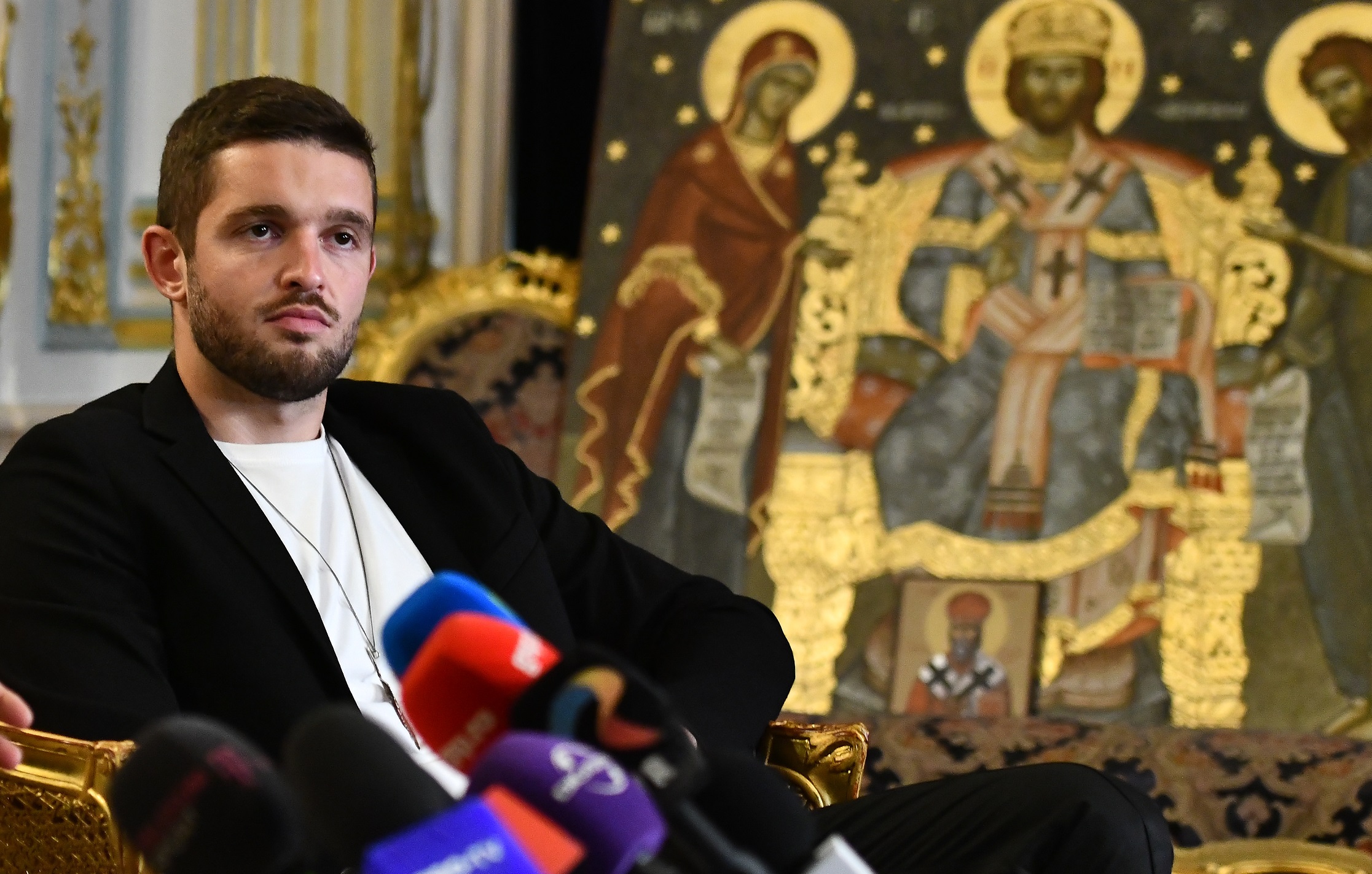 "Salariul lui Buş este unul imens chiar şi pentru Europa". FCSB s-a grăbit să scape de jucător