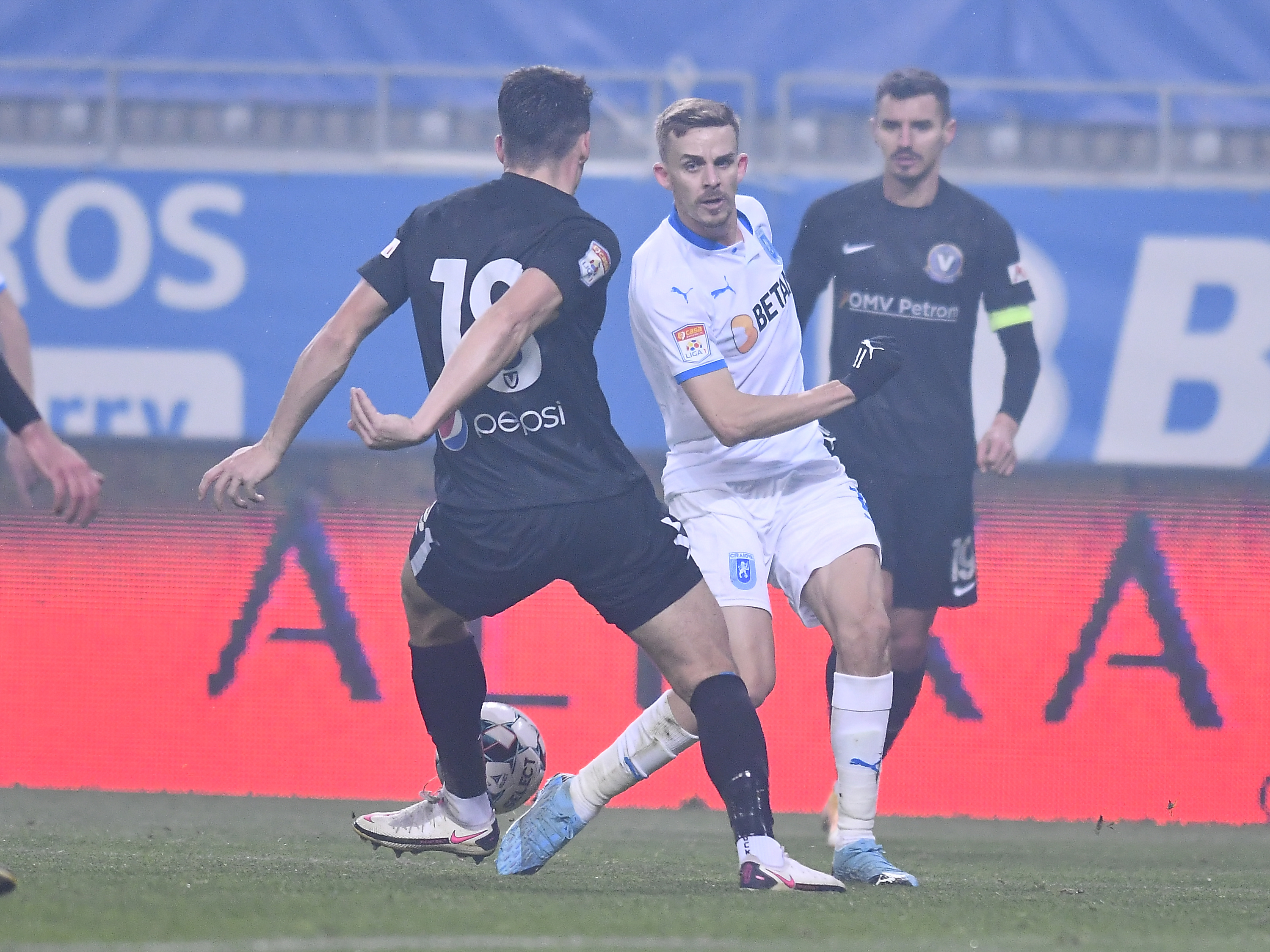 Universitatea Craiova - Viitorul 1-1. A patra remiză la rând a oltenilor și un nou pas greșit în urmărirea liderului