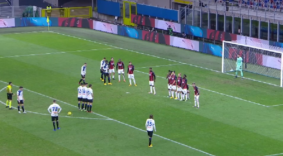 În victoria cu AC Milan, Atalanta a inventat zidul la propria lovitură liberă! Ce efect a avut schema inedită