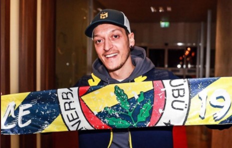 Fenerbahce cere sprijinul financiar al suporterilor pentru transferul lui Mesut Ozil