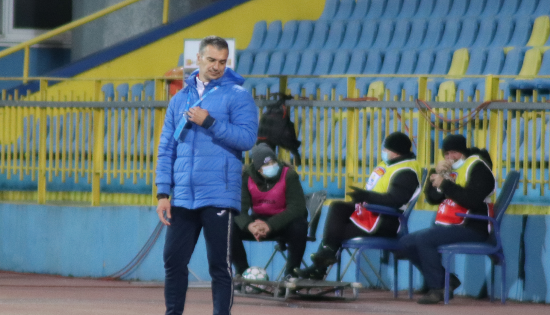 Daniel Pancu, spumos după meciul care i-a semnat sentința la Iași: ”Le am spus jucătorilor: dacă puteți, înghițiți mingea!”