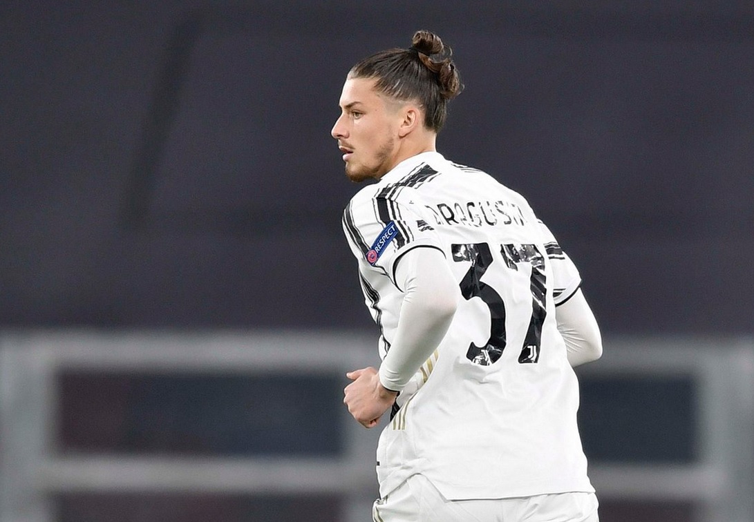 Ce se întâmplă cu negocierile dintre Radu Drăgușin și Juventus: "Are multe oferte scrise"