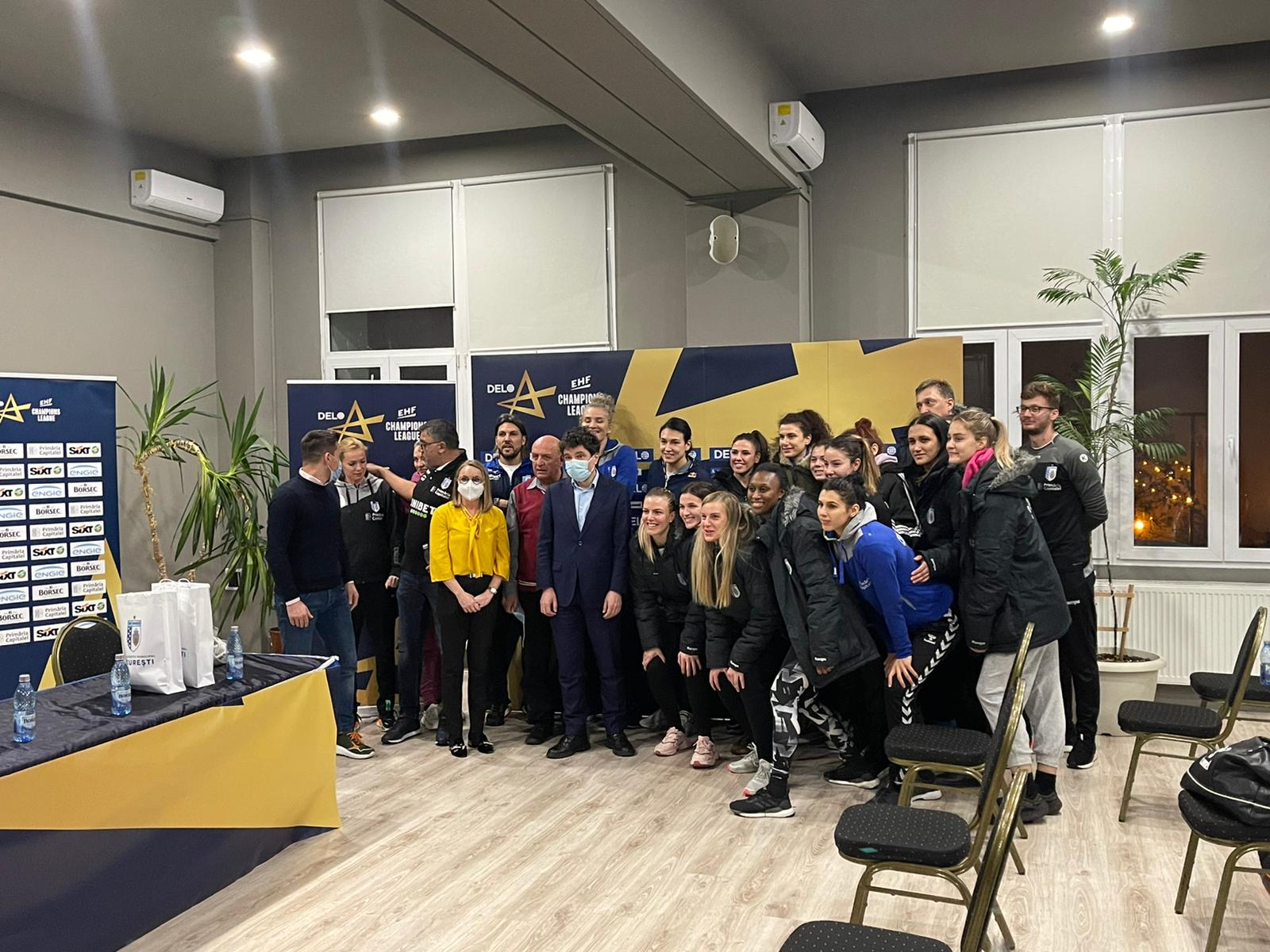 Ce le-a spus primarul Nicușor Dan handbalistelor de la CSM București, care sunt neplătite de câteva luni