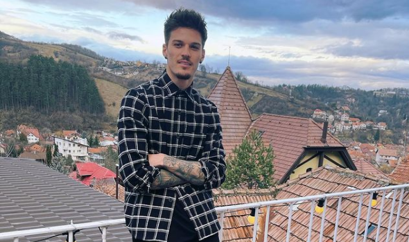 Rapid ”ca o așchie”, Dennis Man e deja star în Gazzetta dello Sport: ”De la refuzul lui City la cel mai scump transfer”