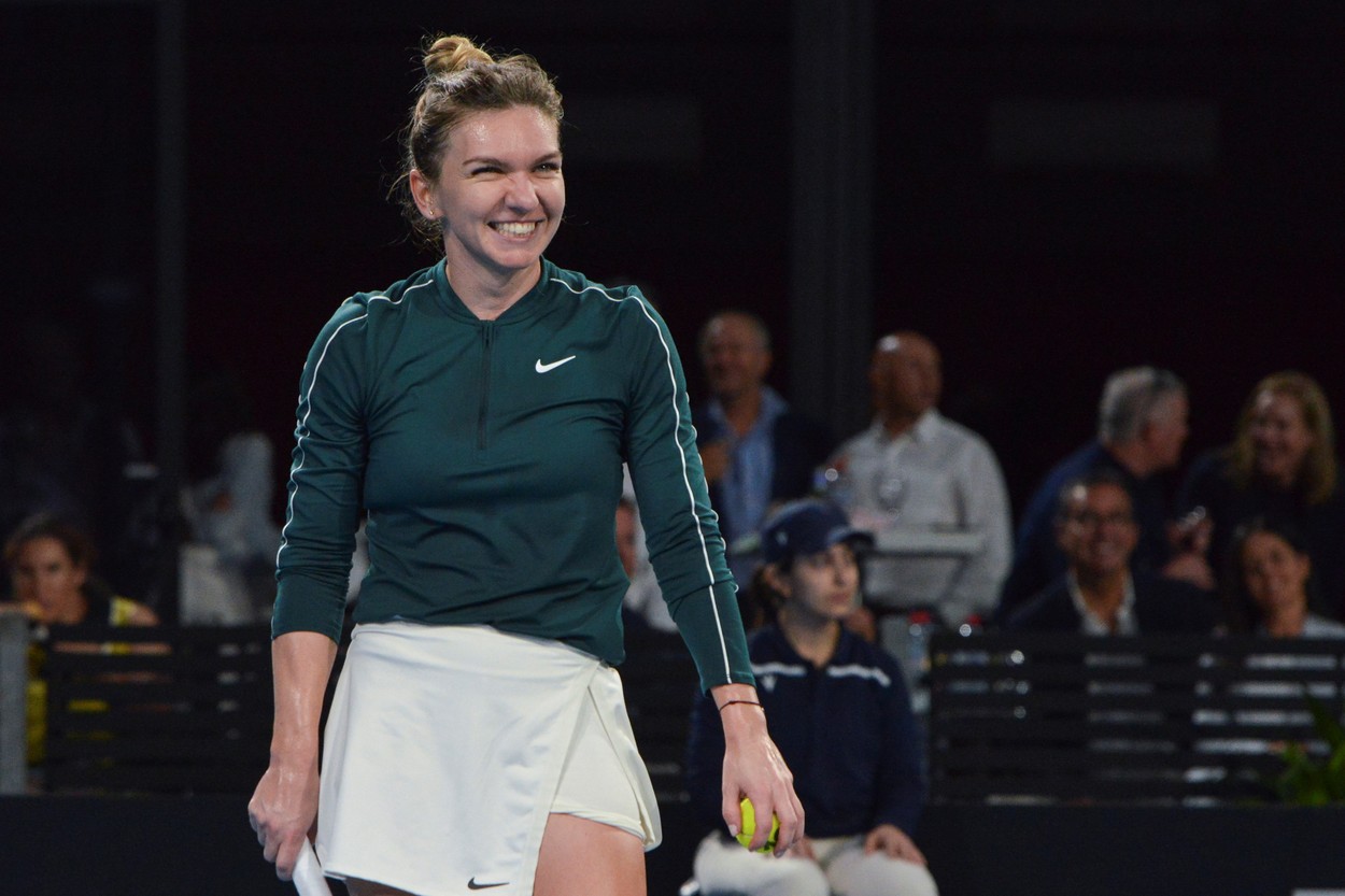 Momentul în care fanii au izbucnit în urale. Ce a spus Simona Halep şi reacţia magnifică a australienilor