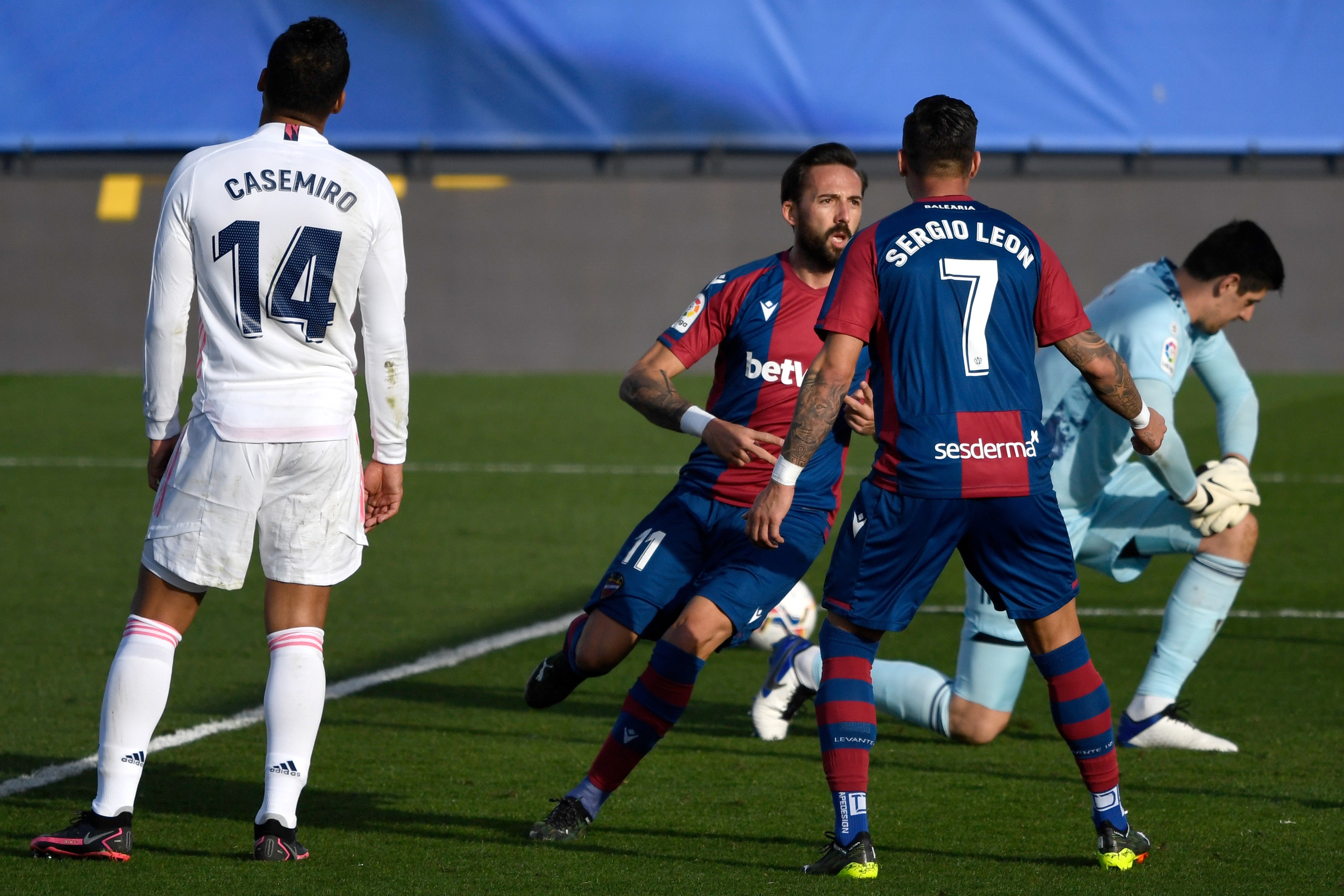 Real Madrid - Levante 1-2. Campioana face un nou pas greșit și rămâne departe de liderul Atletico