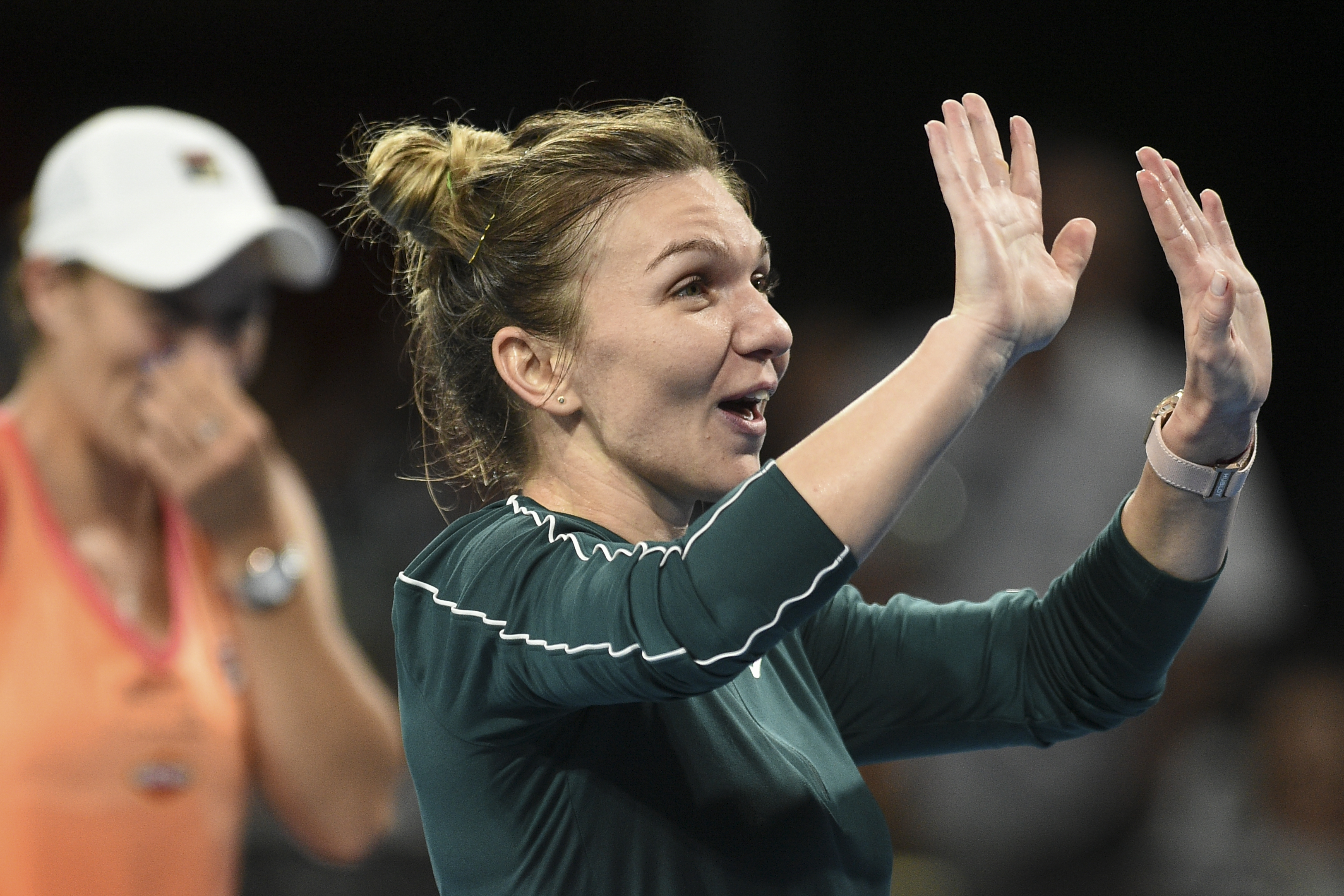 Forcing al Simonei Halep în primul set cu Potapova. Eleva lui Cahill a mizat pe o armă redutabilă