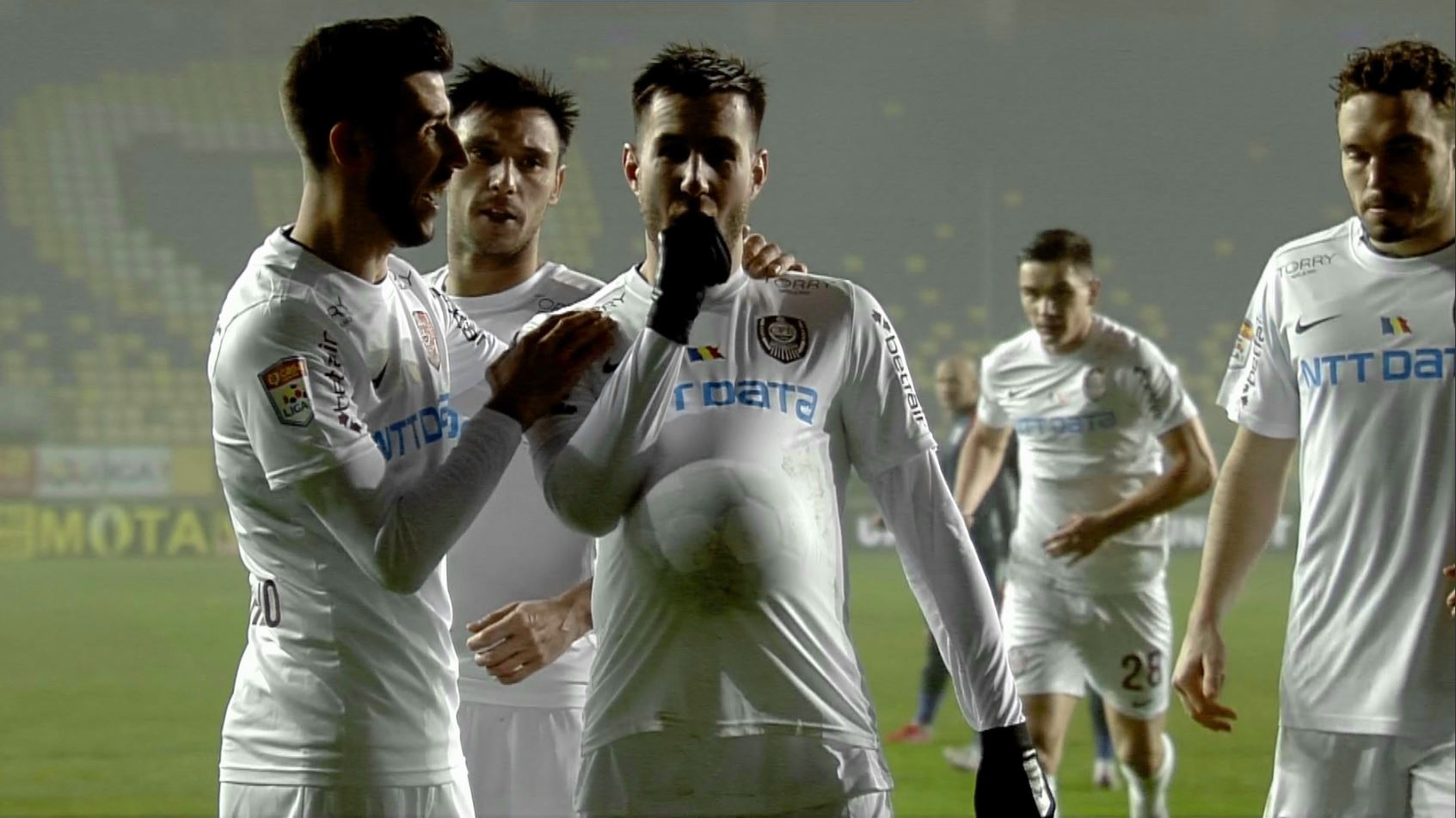 Chindia - CFR Cluj 0-1. Campioana e din nou la un punct în spatele liderului FCSB. Gazdele, bară și ocazii mari