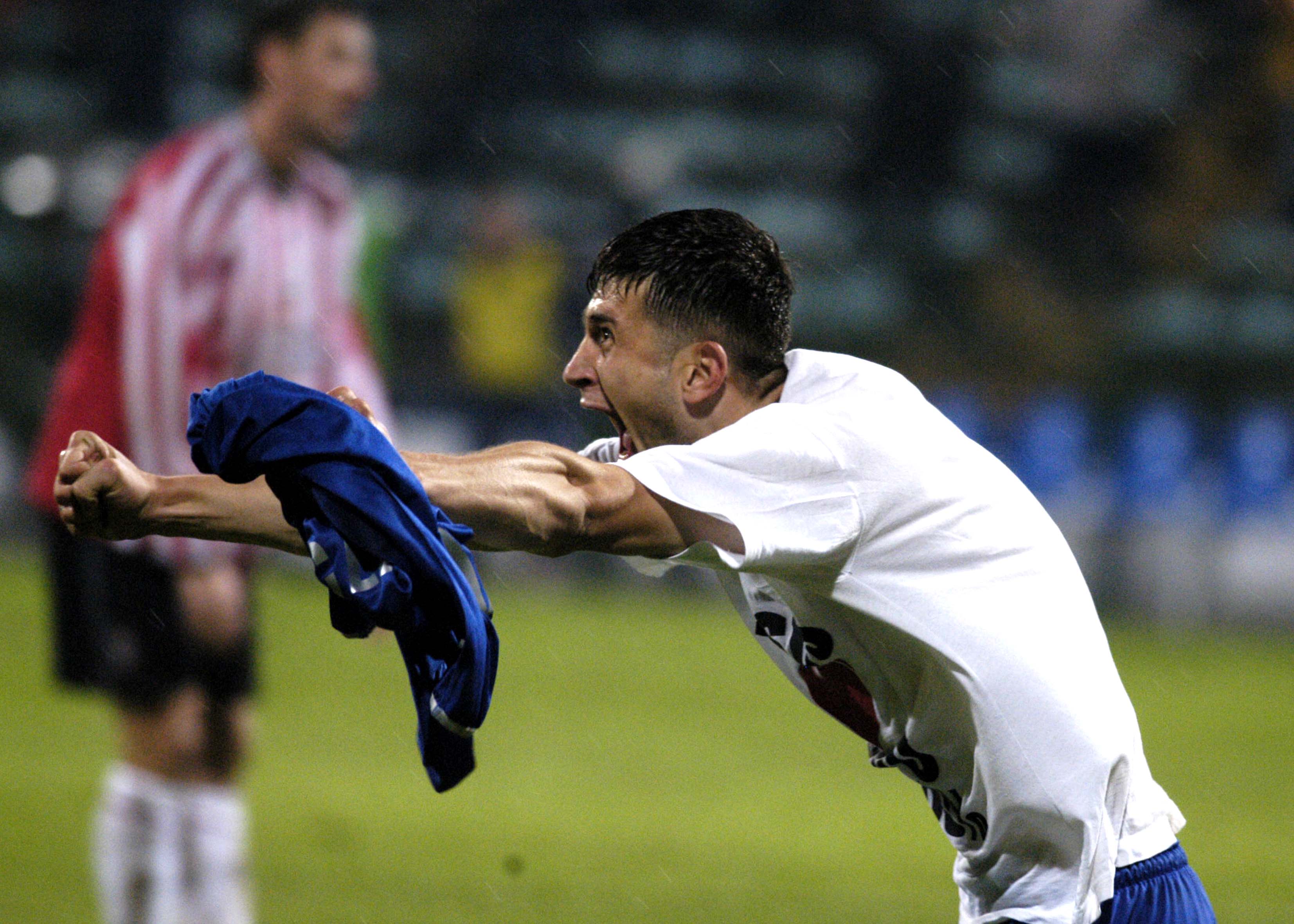 ”Ooo, Vivi, ce bine că citești Biblia!”. Poveste amuzantă cu atacantul Claudiu Răducanu din perioada Steaua