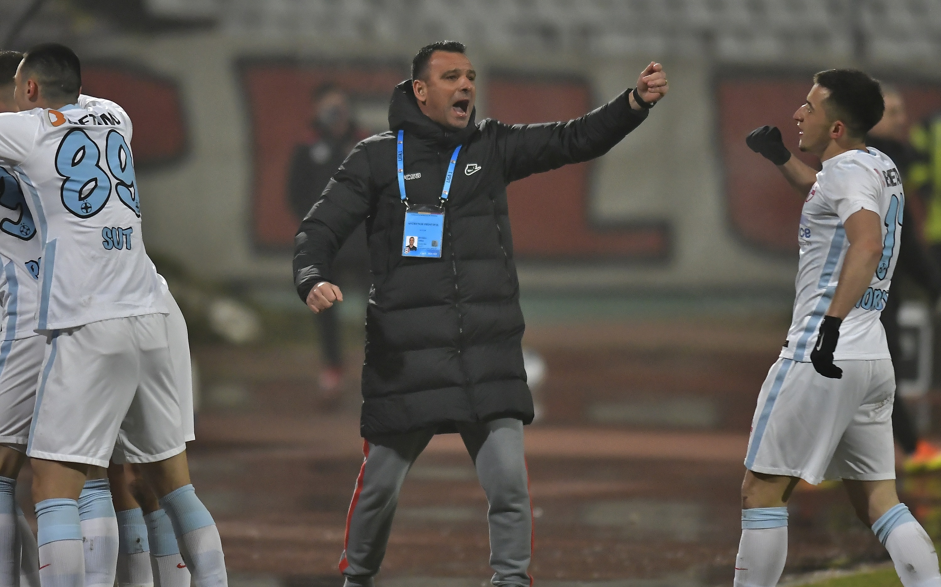 Toni Petrea, fericit doar de rezultat, nu și de joc. Unde a greșit FCSB cu Dinamo și "câștigul Vukusic"
