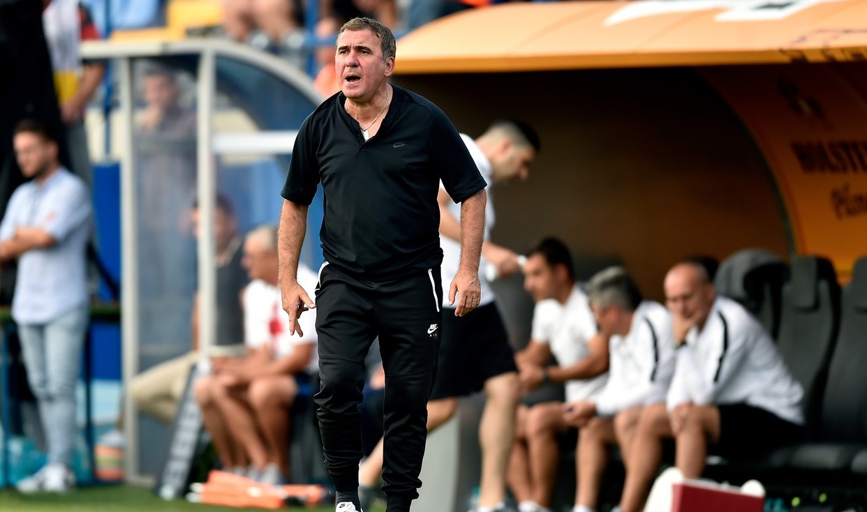 ”Regele” Gică Hagi, dorit de Olympique Marseille. Românul concurează cu Rafa Benitez pentru banca francezilor