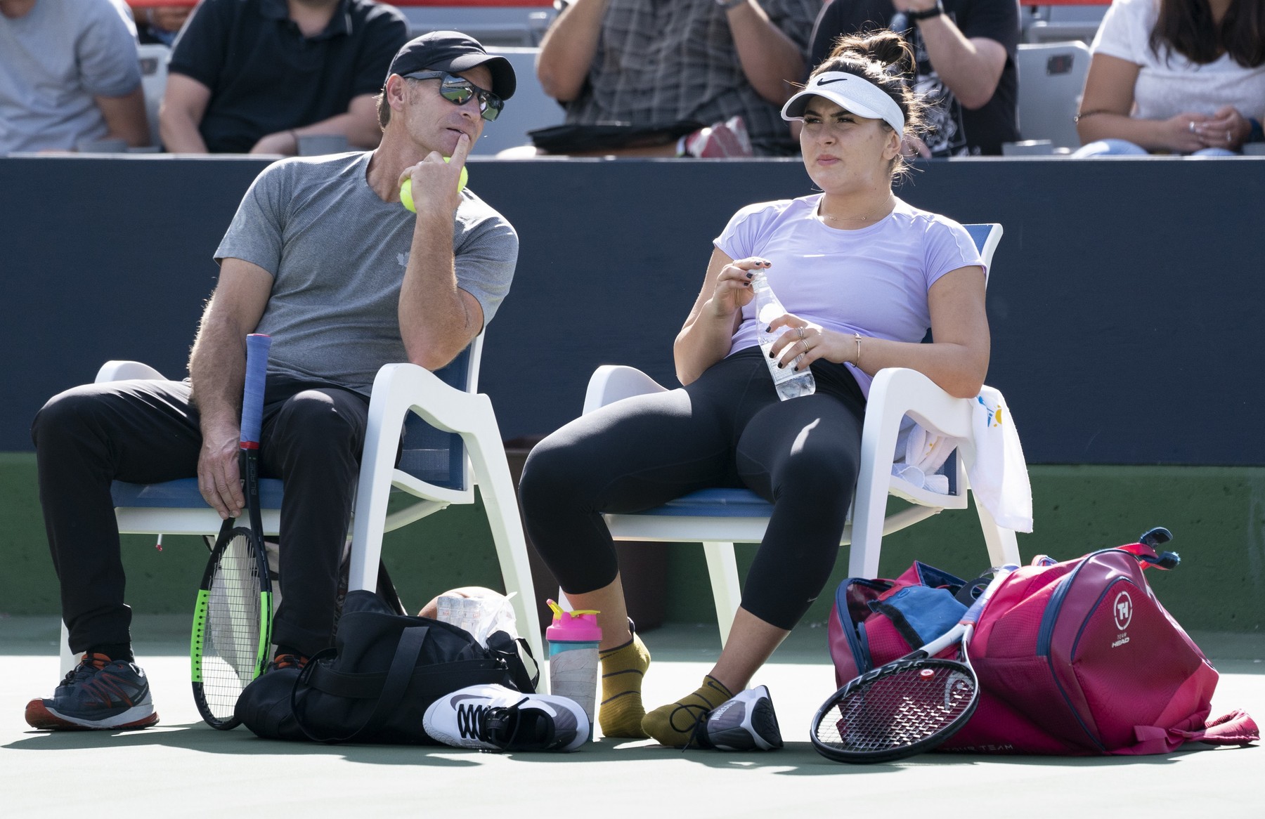 Bianca Andreescu, avertizată de antrenorul său înaintea meciului cu Buzărnescu. Portretul făcut româncei