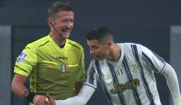 Faza zilei îl are ca protagonist pe Cristiano Ronaldo! Cum a vrut să verifice dacă a marcat un gol valabil
