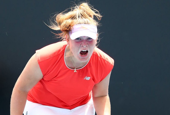 Cum şi-a ales Simona Halep parteneră de dublu o puştoaică de 16 ani: "Sunt înconjurată"