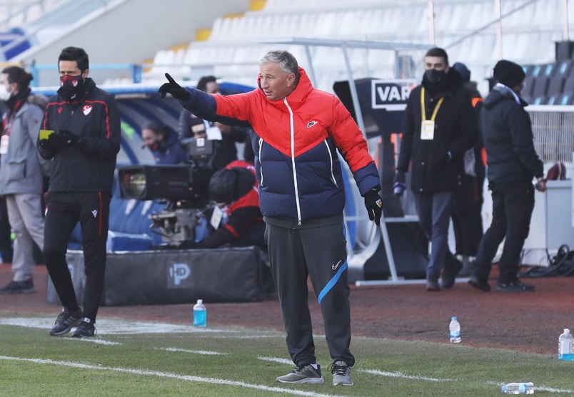 S-a aflat cât va lipsi Denis Alibec după operație! Ce nemulțumire i-a adresat Dan Petrescu patroanei