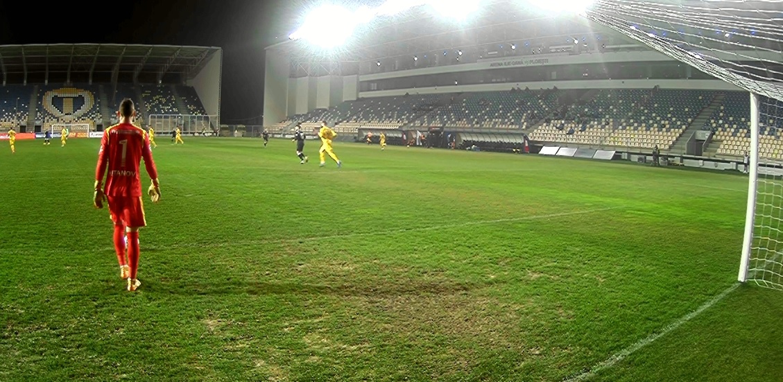 Cupa României, optimi |  Petrolul - Poli Iași 1-0, ACUM, Digi Sport 1. Moise a deschis scorul, după o gafă a portarului