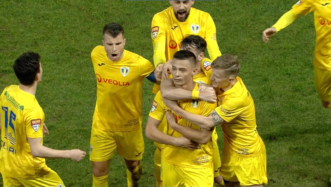 Cupa României, optimi |  Petrolul - Poli Iași 3-0. Ploieștenii, alături de Dunărea Călărași, se califică în sferturi