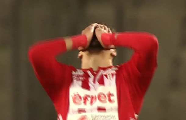 Ce debut: Adi Petre, execuție superbă din lovitură liberă și gol marcat pentru UTA! Prima reușită după cinci luni