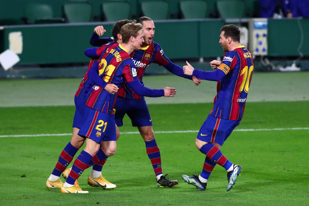 Barcelona - Alaves 5-1 | Messi a reușit o ”dublă ”de senzație înainte de meciul cu PSG! Catalanii urcă pe 2 în La Liga