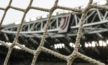 Juventus Women v Olympique Lyonnais - UEFA Womens Champions League - Round of 32 - First Leg - Juventus Stadium